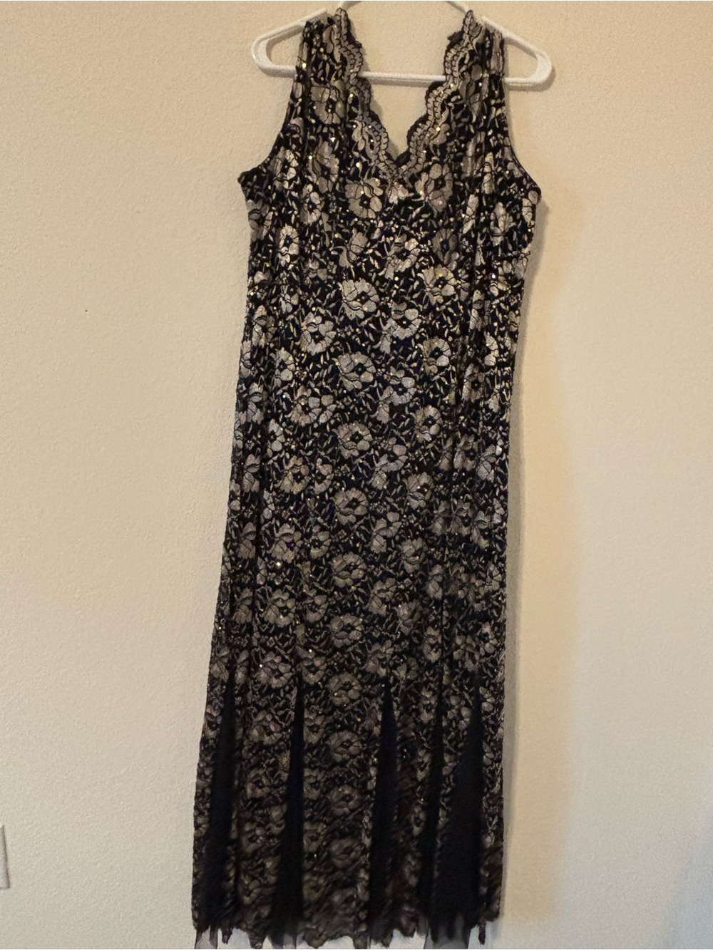 Black and light gold Lace Maxi Dress - Elegant V-Neck Evening Dress
